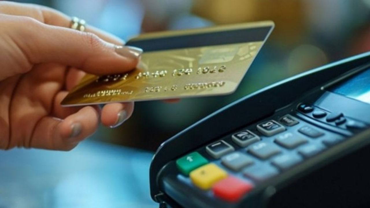 Kredi Kartı Harcamaları Patladı! Limit ve Taksit Sayısına Yeni Düzenleme