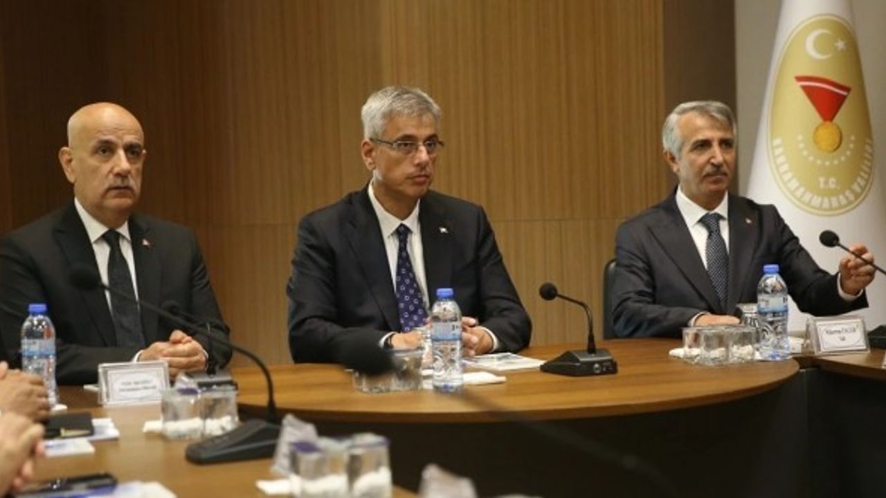 Bakan Memişoğlu Kahramanmaraş'ta İncelemelerde Bulundu