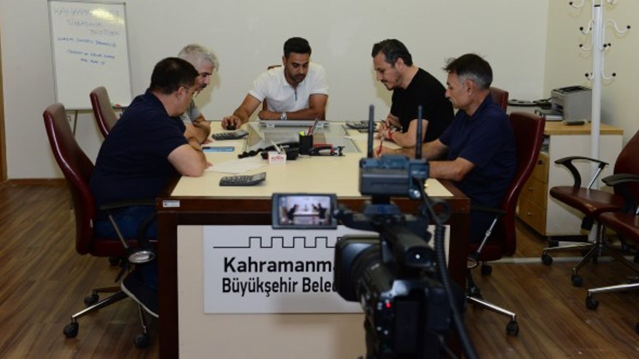 Kahramanmaraş Büyükşehir’de “Modern ve Kırsal Durak Alımı” İhalesi Canlı Yayınlandı