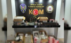 Antalya'da kaçak sigara operasyonlarında 10 şahsa işlem yapıldı