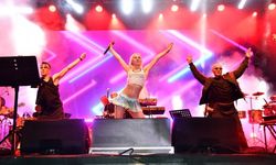 Mersin Gençlik Festivali Aleyna Tilki konseriyle sona erdi