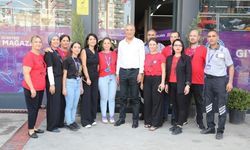 Mezitli'de ücretsiz giyim mağazası açıldı