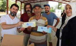 Büyükşehir, Serik’te 18 bin adet yapışkan tuzak dağıttı