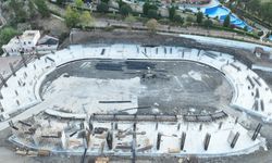 Kumluca Atatürk Stadyumu’nda çalışmalar hızla sürüyor