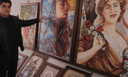 Metrekaresinde 20 bin taş bulunan mozaik tablolar 600 dolardan dünyanın dört bir yanına satılıyor
