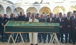 Trafik kazasında hayatını kaybeden Mersinli pilot son yolculuğuna uğurlandı