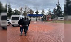 Isparta'da hapis cezası ile aranan 2 şahıs yakalandı
