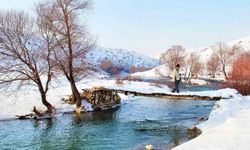 Kahramanmaraş'ta Hurman Çayı Karla Birleşince Görenleri Büyüledi!