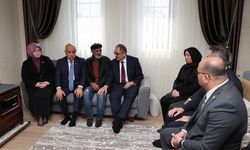 Bakan Özhaseki ve Başkan Güngör, Şehit Ailesini Yeni Konutlarında Ziyaret Etti
