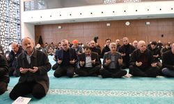 Kahramanmaraş'ta Depremde Hayatını Kaybeden Vatandaşlar Dualarla Yâd Edildi