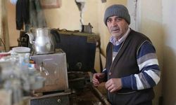 Kahramanmaraş'ta Depremde Kaybettiği Esnaf Arkadaşlarının Hatırasını Not Listesinde Yaşatıyor