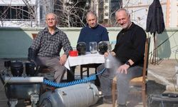 Kahramanmaraş'ta Enkazdan Çıkarılan Parçalarla Havası Bitmeyen Kompresör Yaptılar