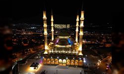 Kahramanmaraş Abdülhamit Han Camii, Ramazan’da Görenleri Mest Ediyor