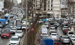 Kahramanmaraş'ta Sağanak Yağış Trafiği Durma Noktasına Getirdi!