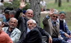 'Emekli Kart' Yolda! Milyonlarca Kişiyi İlgilendiren Desteğin Şartları Açıklandı
