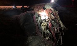 Kahramanmaraş'ta 14 Yaşındaki Ehliyetsiz Sürücü Takla Attı: 2 Yaralı