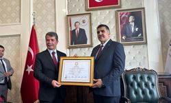 Okumuş, Görevi Kahramanmaraş Türkoğlu Yeni Başkanı Mehmet Karaca’ya Devretti