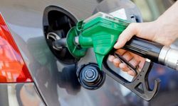 Araç Sahiplerinin Yüzü Gülecek: Benzine İndirim Bekleniyor