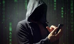Gece Uyurken Telefonu Hacklendi, 10 Dakikada 300 Bin Lira Dolandırıldı!