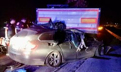 Kahramanmaraş’ta Otomobil Tıra Arkadan Çarptı: 1 Kişi Hayatını Kaybetti