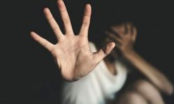 14 Yaşındaki Erkek Çocuğuna Cinsel İstismar! Olayı Öğrenen Anne, 2 Kişinin Evini Ateşe Verdi