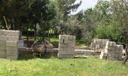 Kahramanmaraş'ta Toprak Hırsıyla Mezarlığı Tahrip Ettiler