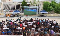 İstiklalspor Tur Atladı, Heyecanı Dev Ekranda Yaşandı