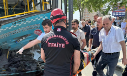 Kahramanmaraş’ta Otomobil Otobüse Çarptı: 1 Ölü 8 Yaralı