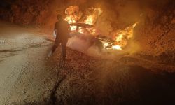 Kahramanmaraş Elbistan'da Otomobil Alev Alev Yandı