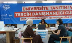 Kahramanmaraş Büyükşehir Üniversite Yolunda Olan Gençlerin Yanında