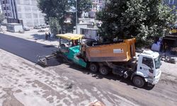 Söğütlü Caddesi’nde Sıcak Asfalt ve Modernizasyon Mesaisi