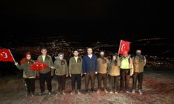 Kahramanmaraş’ta dev Türk Bayrağı’nın gölgesinde yürüyüş