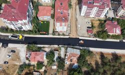 Afşin Atlas Caddesi’nde asfalt yenileme çalışması