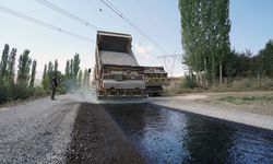Göksun’da 5 kilometrelik grup yolu yenileniyor