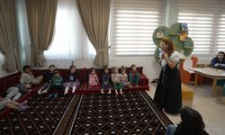 Kahramanmaraş’ta çocuklar masal ve atölyeyle buluştu