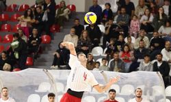 Onikişubat Belediyespor, Efeler Ligi’ne mağlubiyetle başladı