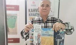 Kahramanmaraşlı yazar Ahmet Sandal fuarda