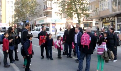 Kahramanmaraş’ta Veliler Yolu Kesti!