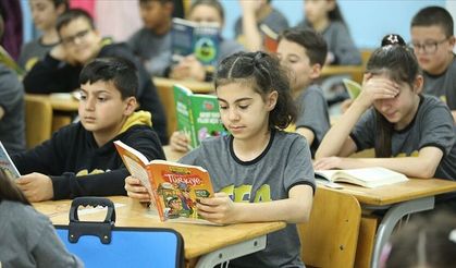 MEB: İlkokullarda Sınav Saati Uygulaması Kaldırıldı!