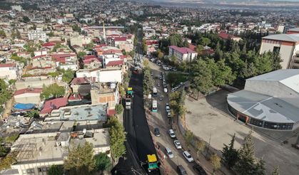 Büyükşehir’den Bayazıtlı Bulvarı’na asfalt çalışması