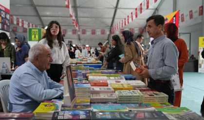 Kitap Fuarı’nın dokuzuncu gününde yoğun ilgi