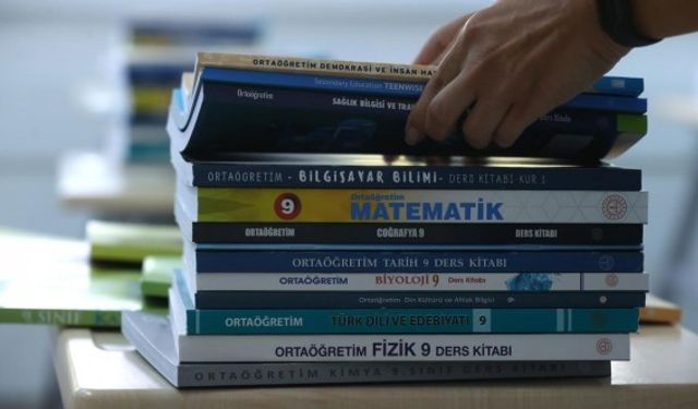 Özel Okullarda Ücretsiz Ders Kitapları Zorunlu Olacak
