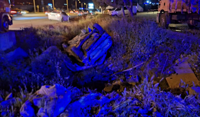 Kahramanmaraş’ta Otomobil Su Kanalına Uçtu: 1 Ölü 1 Yaralı