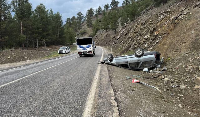 Kahramanmaraş'ta Araç Takla Attı: 2’si çocuk 3 yaralı