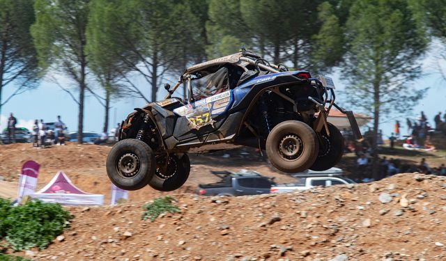 Kahramanmaraş'ta Offroad Şampiyonası'nda Sporcular Kupalarına Kavuştu