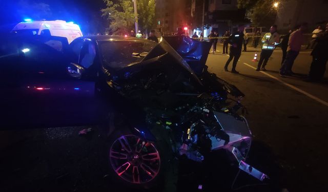 Kahramanmaraş’ta Trafik Kazası: Otomobil Paramparça Oldu