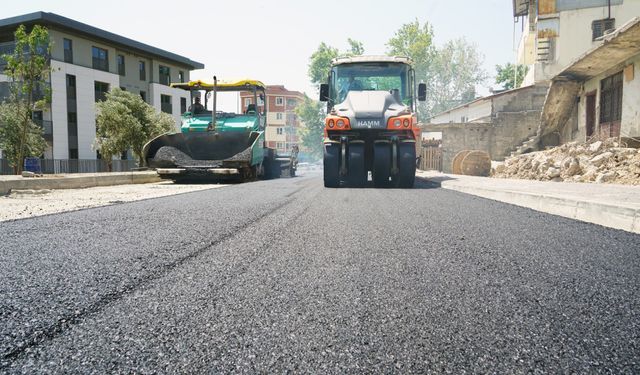 Azerbaycan Mahallesi’nin Yolları Asfalt İle Kaplanıyor