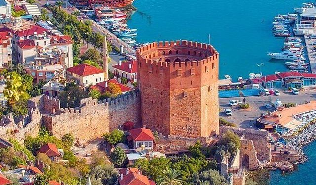 Antalya Kalesi’nin satıldığı yönündeki haberler asılsız