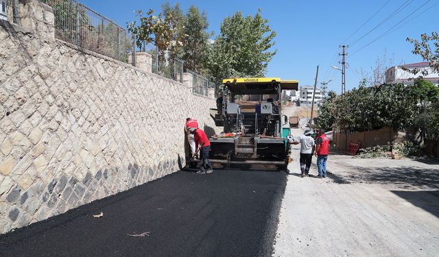 Büyükşehir, Kâtip Çelebi Caddesi’ni yeniliyor