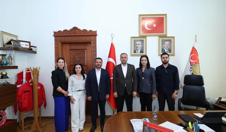 Oxford Yabancı Dil Kursu’ndan Başkan Toptaş’a Ziyaret